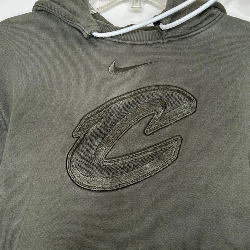 Nike NBA Cleveland Cavaliers Hoodie Mens‎ Pullover Sweatshirt